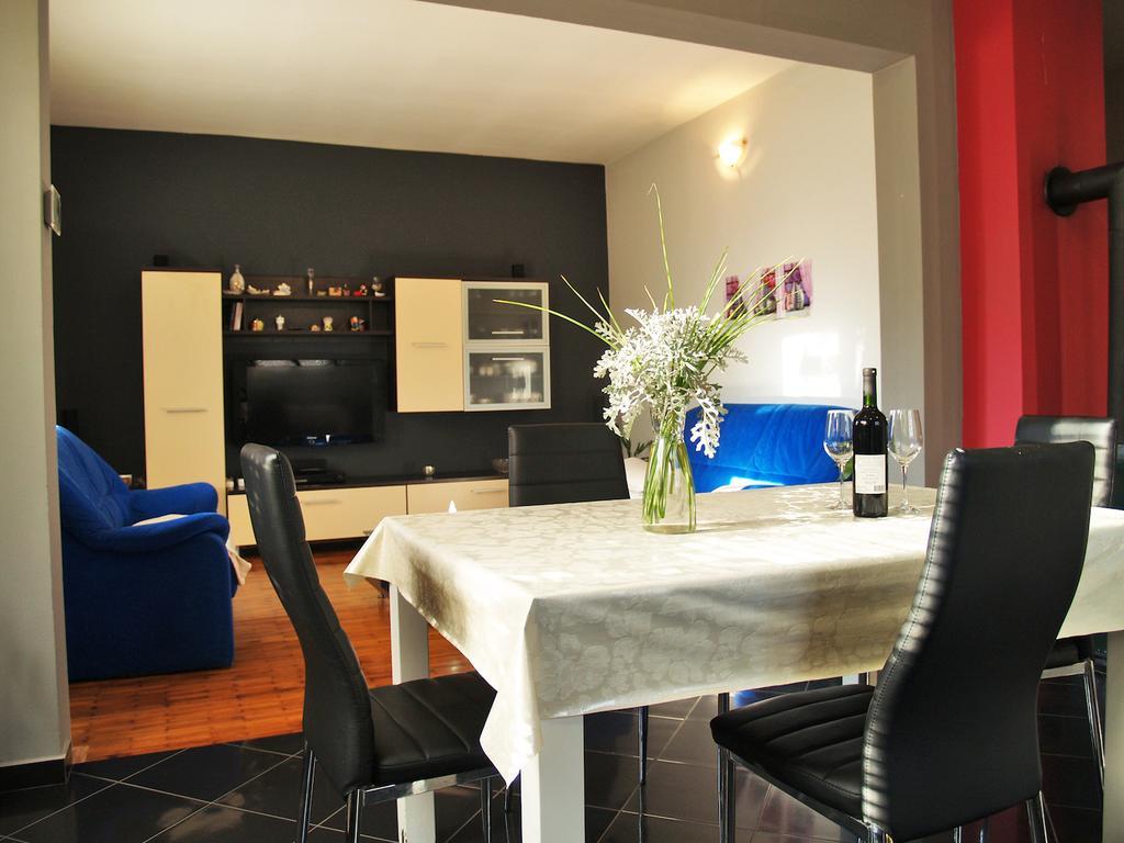 Roses Apartment Lukoran Ngoại thất bức ảnh