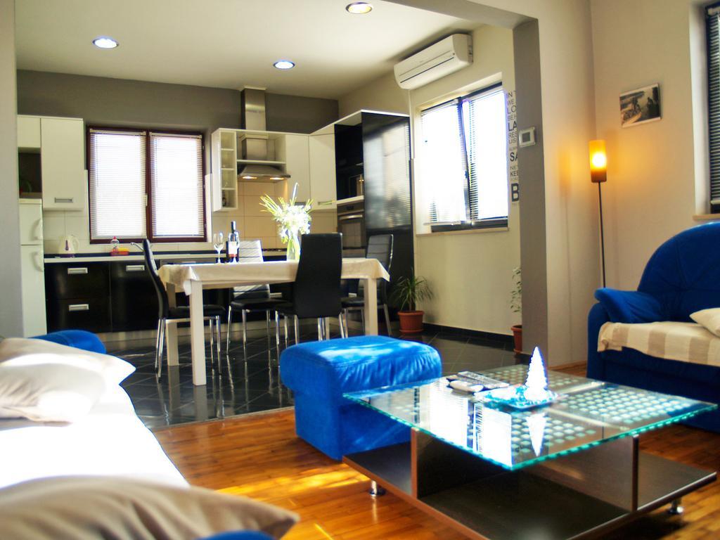 Roses Apartment Lukoran Ngoại thất bức ảnh